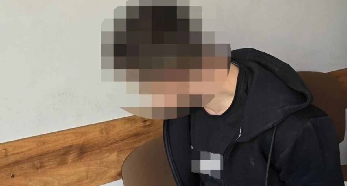 Bił pięściami i kopał w tramwaju 17-latka. Został zatrzymany przez policję [WIDEO]