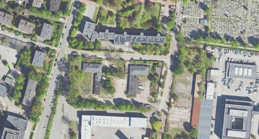 Syndyk sprzedaje duży teren w centrum Katowic. Kilka lat temu właściciel chciał tu zbudować mieszkania na podstawie lex deweloper