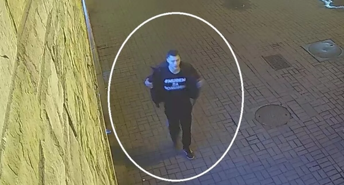 Zaatakowali dwóch mężczyzn na ul. Dworcowej. Policja szuka podejrzewanych  