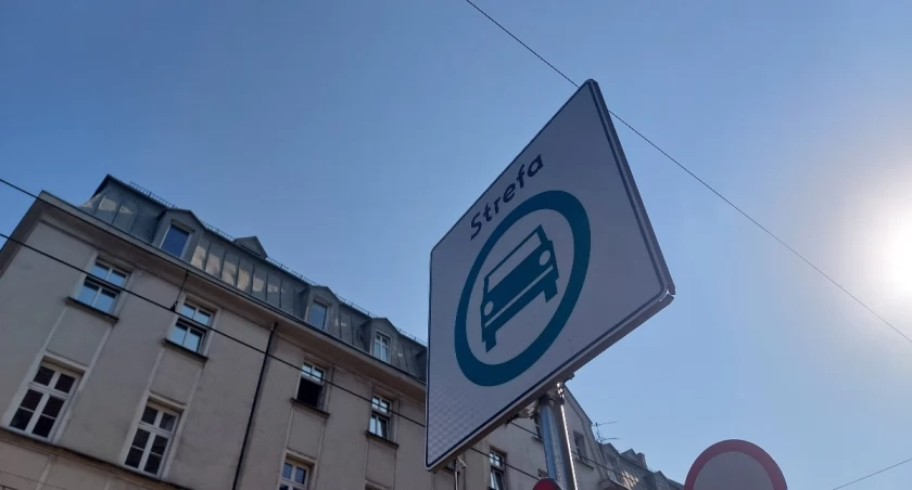 W Katowicach obowiązuje już Strefa Czystego Transportu. Wiele osób mogło tego nie zauważyć