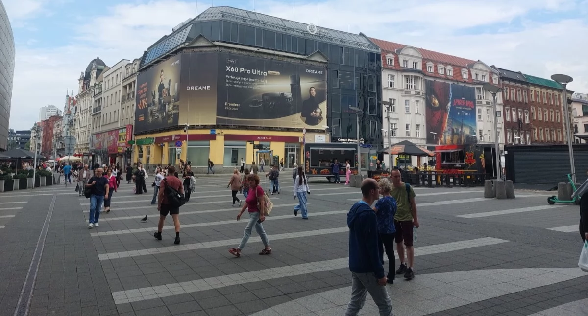 W środku lata w centrum Katowic stanie lodowisko