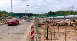 Dojazd do stadionu powinien być gotowy w tym tygodniu. Tymczasem końca inwestycji nie widać