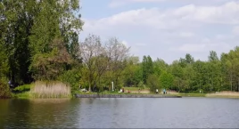 Samochód pod wodą w Dolinie Trzech Stawów. Strażacy wyciągnęli zwłoki mężczyzny