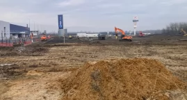 Rozpoczyna się budowa kolejnego parku rozrywki w met&hellip;