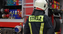 Pożar samochodu na os. Witosa. To już kolejny przypadek w krótkim czasie
