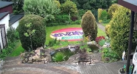 Z oczka wodnego na ogródkach działkowych w centrum K&hellip;