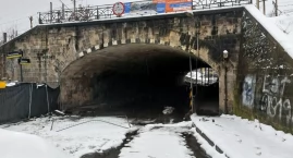 Miasto zabiegało o zachowanie kamienia z wiaduktu w &hellip;