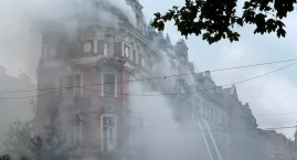 Pożar w centrum Katowic. Pali się kamienica na ul. Chopina