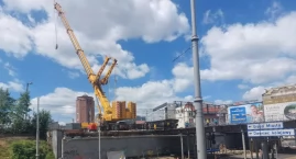 Wielki dźwig przy Kinie Rialto. Połowa wiaduktu nad &hellip;