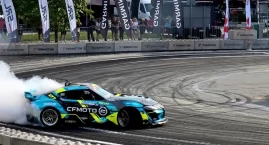 Urządzanie zawodów driftowania w centrum Katowic, i &hellip;