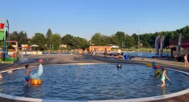 Zamknięte baseny i skrócone godziny otwarcia kąpielisk