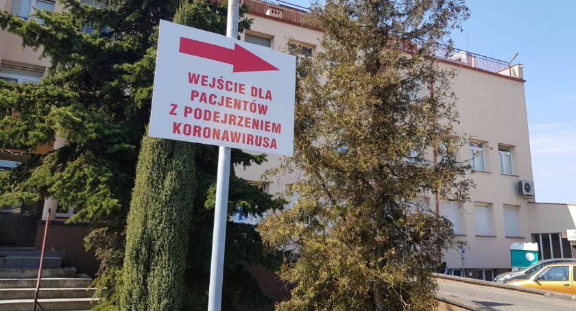 Pielęgniarka ze szpitala w Łowiczu z podejrzeniem koronawirusa. Wstrzymane przyjęcia na kilku oddziałach