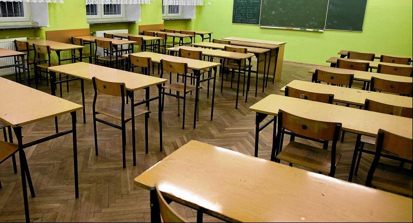 Jest decyzja w sprawie powrotu uczniów do szkół