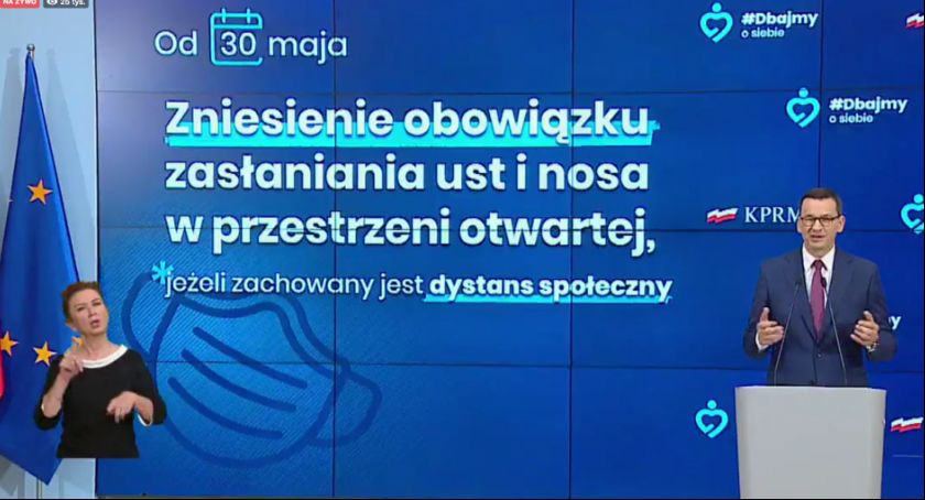 Kolejne obostrzenia zniesione. Koniec z obowiązkiem noszenia maseczek