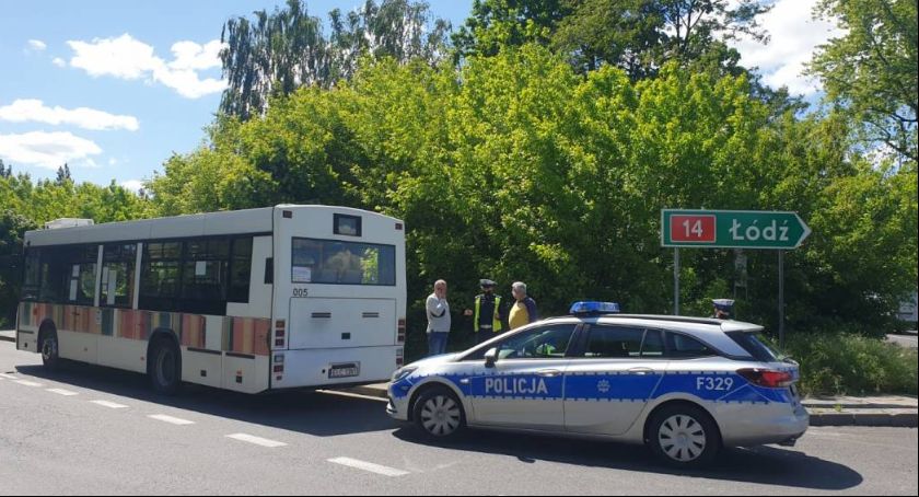Kolizja z udziałem autobusu MZK na Kaliskiej