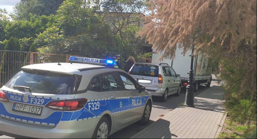 Kolizja na ul.Ciemnej