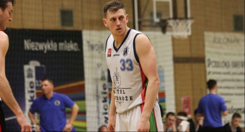 Arkadiusz Kobus. Zawodnik Księżaka włączył się w akcję  #sportoneshot (VIDEO)