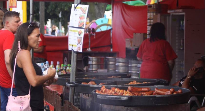 Boże Ciało w Łowiczu. W tym roku Food Trucki a nie kiełbaska z grilla