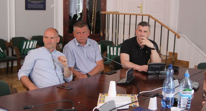 Dotacje dla klubów sportowych w Łowiczu. Czy i ile dostaną Księżak i Pelikan?