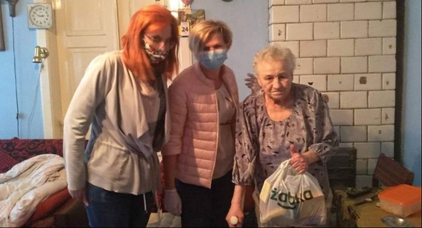 MOPS i Caritas w Łowiczu wspierają seniorów
