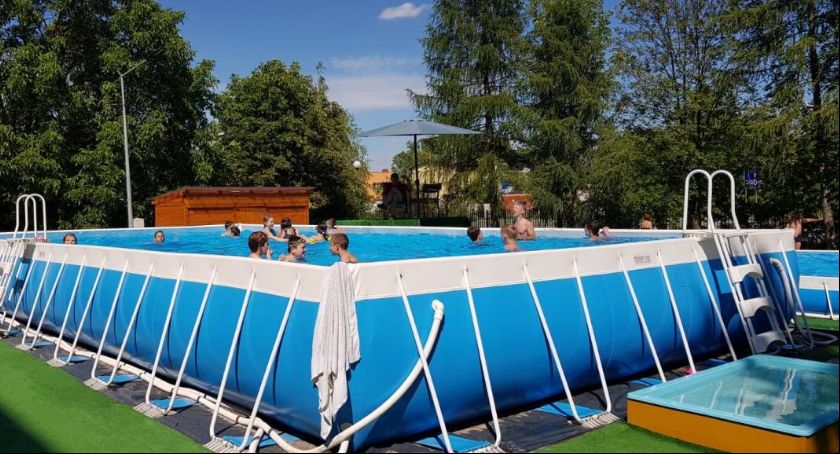 Od dziś baseny odkryte przy Kaliskiej oficjalnie dostępne dla każdego (FOTO i VIDEO)