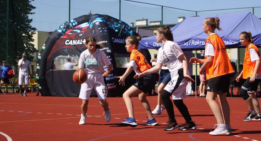 Turniej koszykówki 3x3 w Łowiczu (ZDJĘCIA, VIDEO)