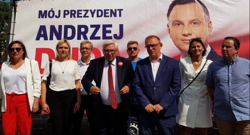 Działacze Prawa i Sprawiedliwości zachęcają do głosowania na Andrzeja Dudę (VIDEO)