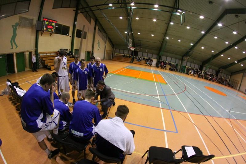 Księżak pewnie zmierza do play-off