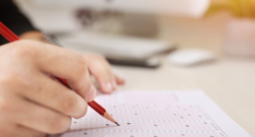CKE podało kalendarium dla ósmoklasistów. 31 lipca wyniki egzaminu i odbiór zaświadczeń