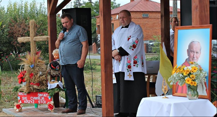 W hołdzie Papieżowi Polakowi zorganizowali festyn rodzinny w Wiciu (ZDJĘCIA, WIDEO)