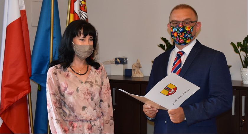 Łowicz. Kolejni nauczyciele z awansami zawodowymi