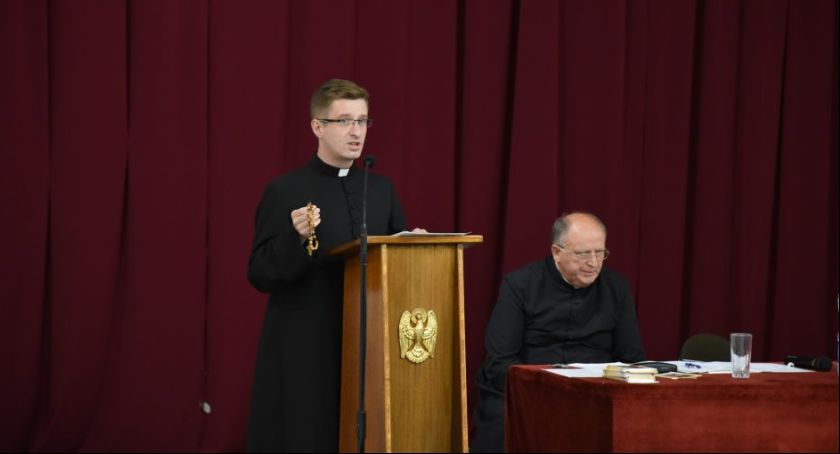  Nauczyciel religii to nauczyciel Boga. Odprawa katechetyczna przed rokiem szkolnym 2020/2021