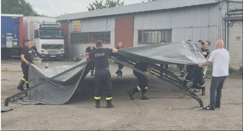 Łowicz. Punkt drive-thru zmienił miejsce (FOTO i VIDEO)