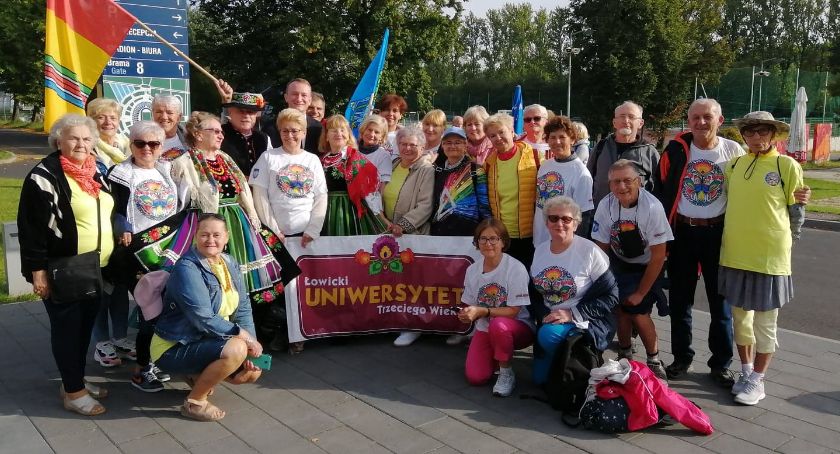 Seniorzy z Łowicza na olimpiadzie sportowej na Stadionie Śląskim (ZDJĘCIA)