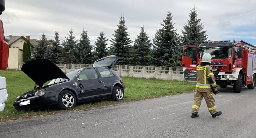 Dzierzgów. Dachował samochód osobowy kierowany przez 53-latka (FOTO)