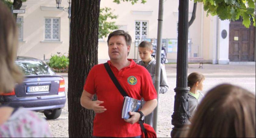 Spacery z przewodnikiem, pomimo epidemii, zakończone sukcesem
