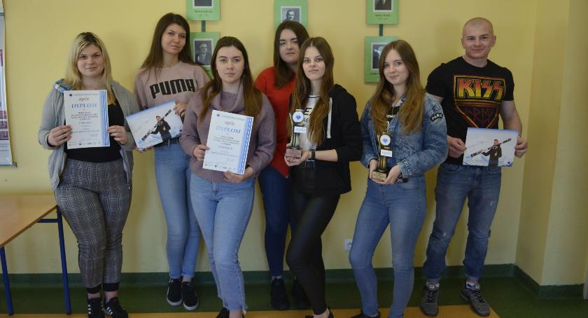 Potrójny sukces uczniów 