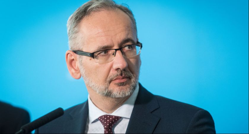 Koronawirus. Zero tolerancji za nieprzestrzeganie obostrzeń. Bez maseczki może być osoba tylko z zaświadczeniem lekarskim!