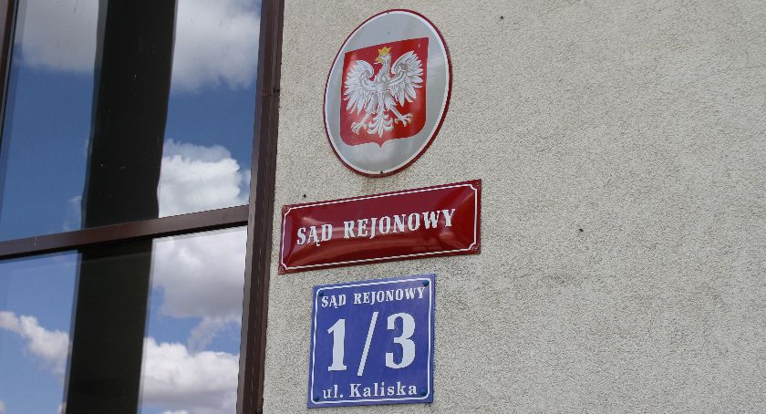 Uczestnik „Gogglebox. Przed telewizorem” oskarżony o znieważenie i groźby karalne. „To była zwykła kłótnia”