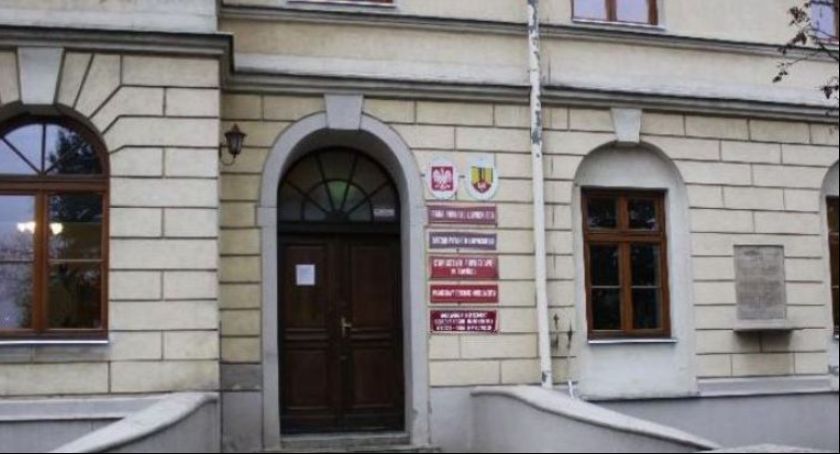 PILNE! Stan osób zakażonych i przebywających na kwarantannie w jednostkach podległych Powiatowi Łowickiemu [16 października]