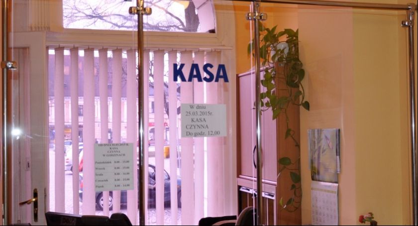 Urząd Miasta w Łowiczu. Od dziś otwarta kasa 