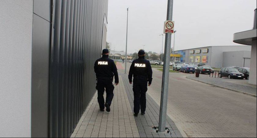 Komendant Główny Policji, Jarosław Szymczyk, dziękuje funkcjonariuszom za trud i poświęcenie