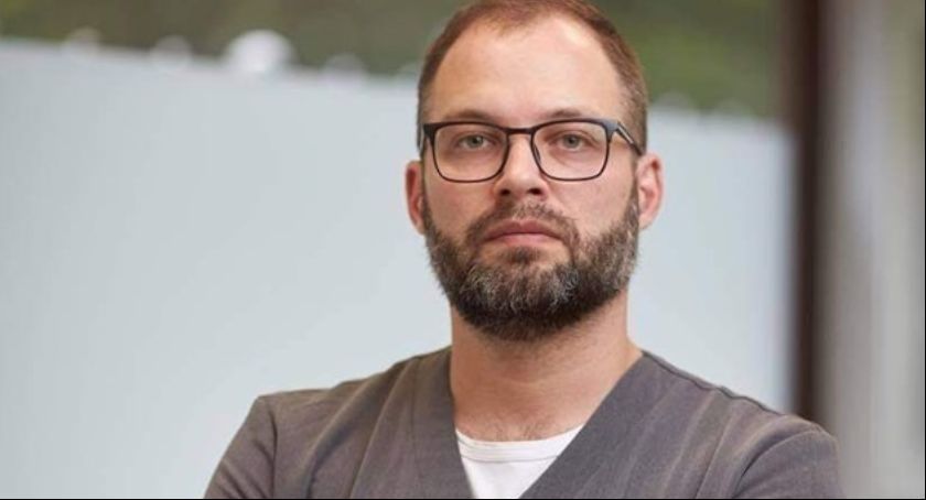 Filip Płużański, zastępca dyrektora ZOZ Łowicz: Zaszczepię się tak szybko, jak tylko uzyskamy pierwsze dawki szczepionek z Ministerstwa Zdrowia