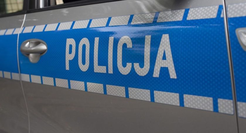 Scysja pod hotelem w Łowiczu. Jedna osoba ranna, policja szuka uczestników