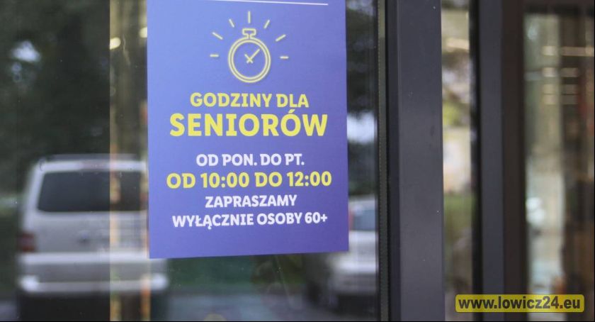 Czy w Sylwestra obowiązują godziny dla seniorów?