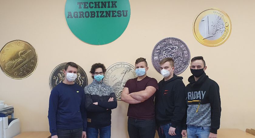 Uczniowie z technikum agrobiznesu wśród najlepszych ekonomistów w województwie łódzkim
