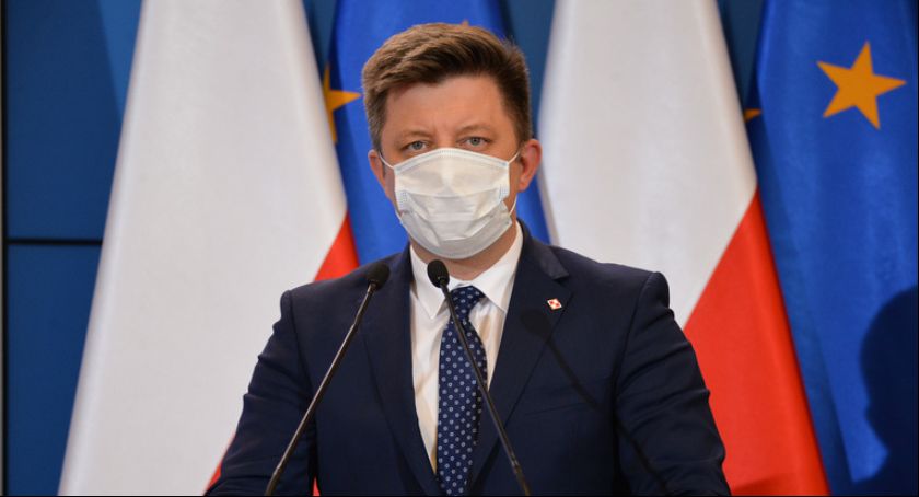 Kto zostanie zaszczepiony w pierwszym etapie? Jest korekta w planie szczepień! 