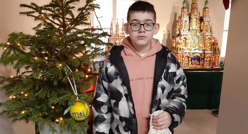Uczeń z Łowicza laureatem konkursu „Świąteczna bombka bożonarodzeniowa”