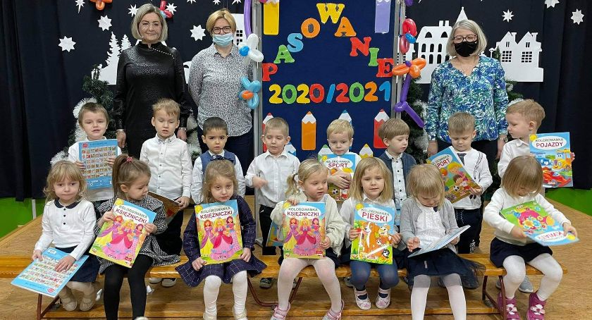 Pasowanie na przedszkolaka w Popowie (ZDJĘCIA)