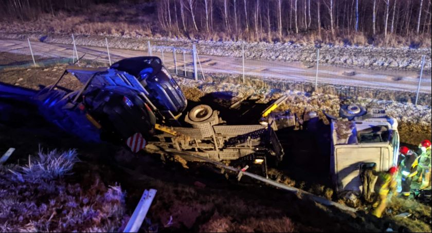 Wypadek drogowy autolawety i samochodu ciężarowego na A2  (FOTO)